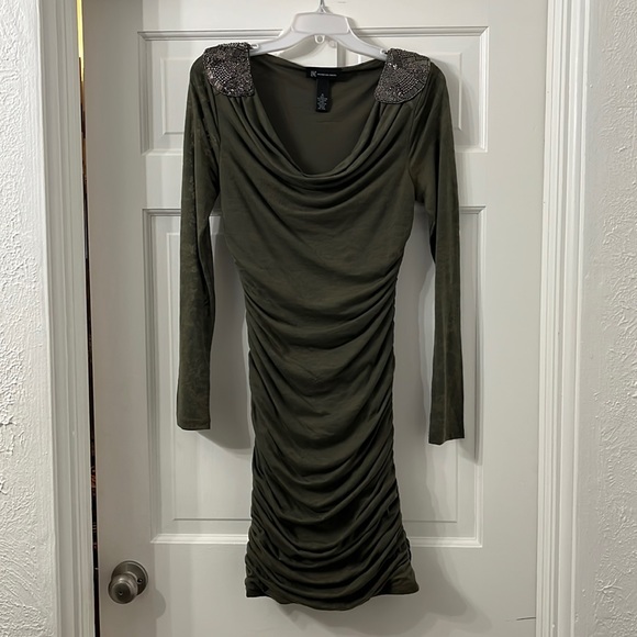 INC International Concept camo burn out long sleeved dress & shoulder appliqué - Picture 1 of 7